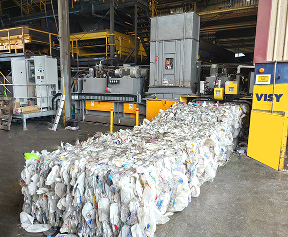 Multifunctionele en uiterst efficiënte balenpersoplossing voor het uitgebreide recyclingcentrum van Australië